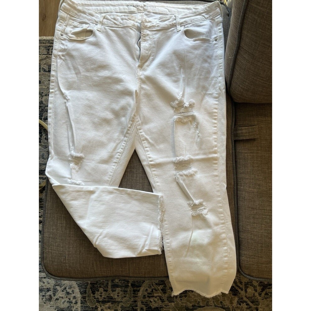 Old Navy Rockstar Mid Rise Distressed White Skinny Ankle Jeans Raw Hem Size 16